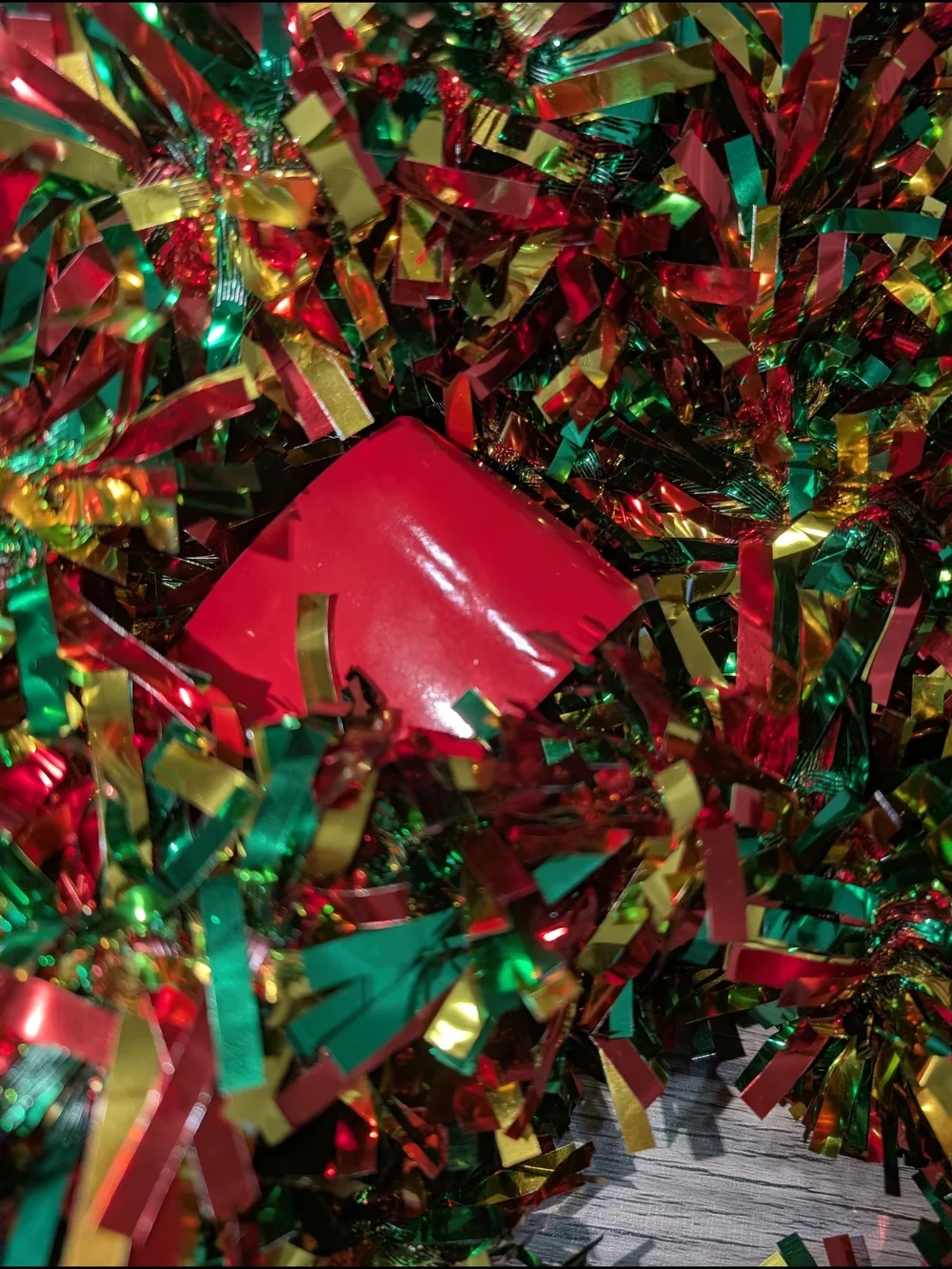 Christmas Tree Garland Thick & Long Brand New Red Gold & Green Tinsel Metallic